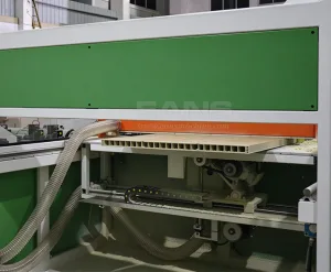 WPC-Door-machine
